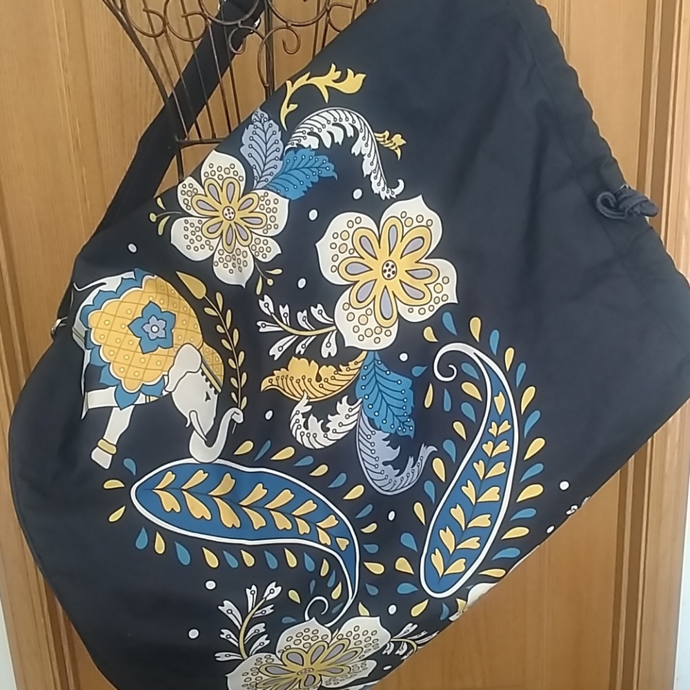 Vera Bradley Laundry Bag (Ellie Blue)
